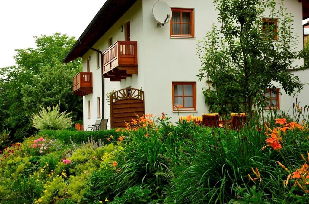 Ferienwohnung Stuiber Haarbach Exterior photo
